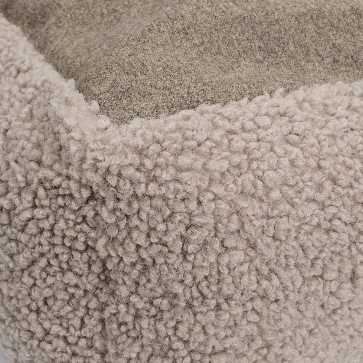 Nuna Hundekorb - Teddybett & waschbares Hundebett aus Memoryschaum (taupe)