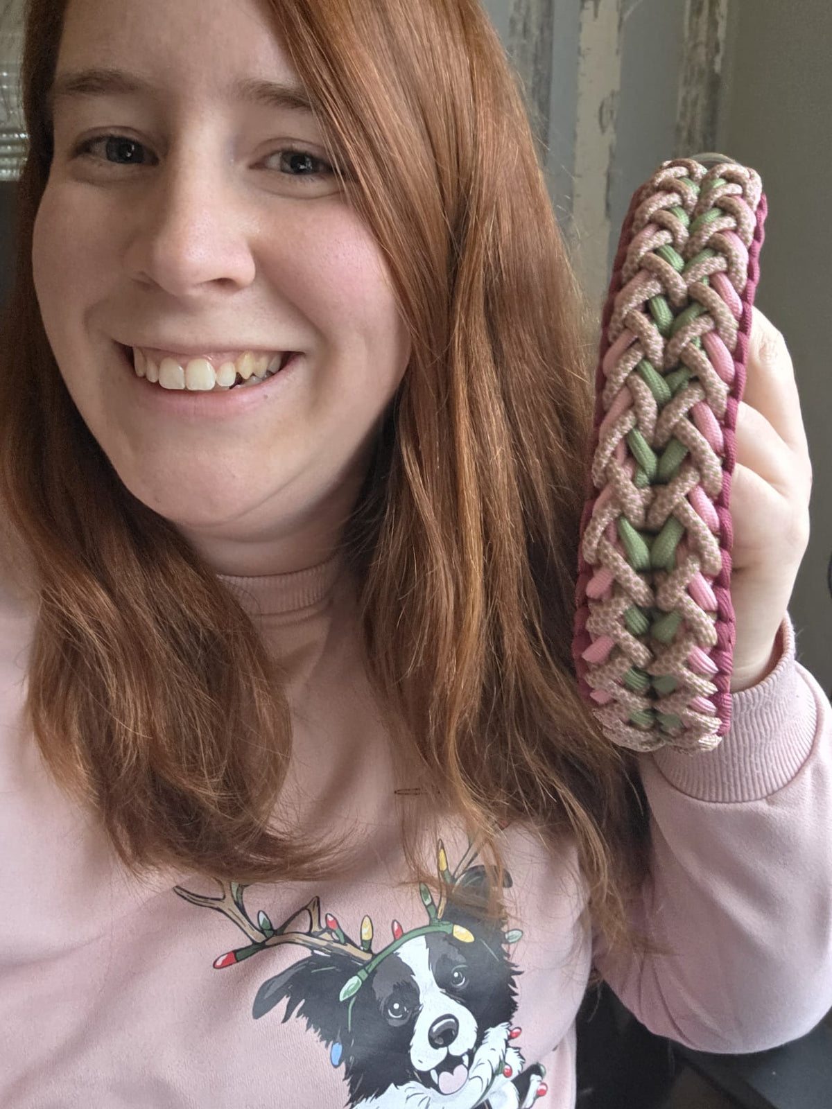 Handgemachtes Paracord-Hundehalsband „Rosé Sage“