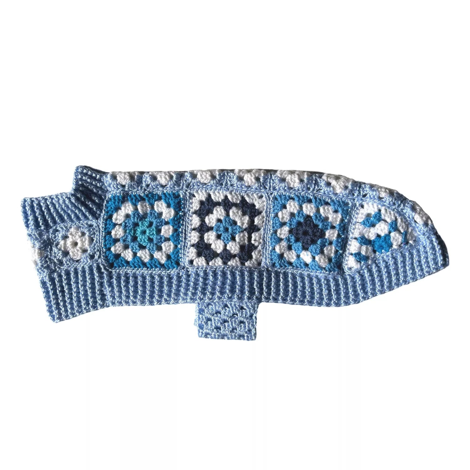 Gehäkelter Hundemantel – handgemacht, warm &amp; stylisch (Babyblau) - Pfotenlieblinge